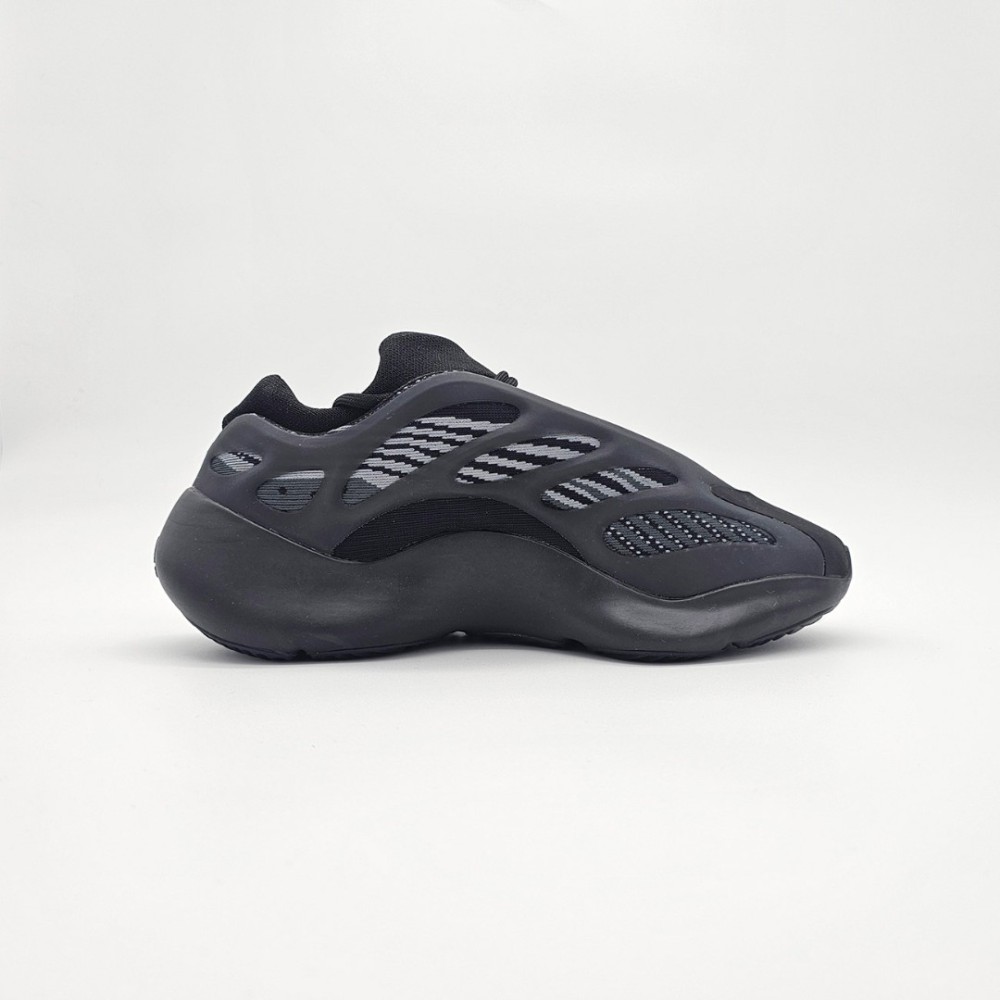 Adidas Yeezy 700 V3 Adidas Yeezy 700 V3