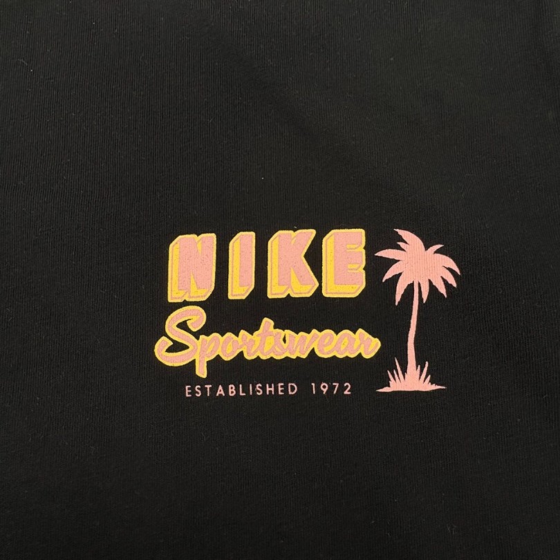 Тениска Nike Sportswear Тениска Nike Sportswear