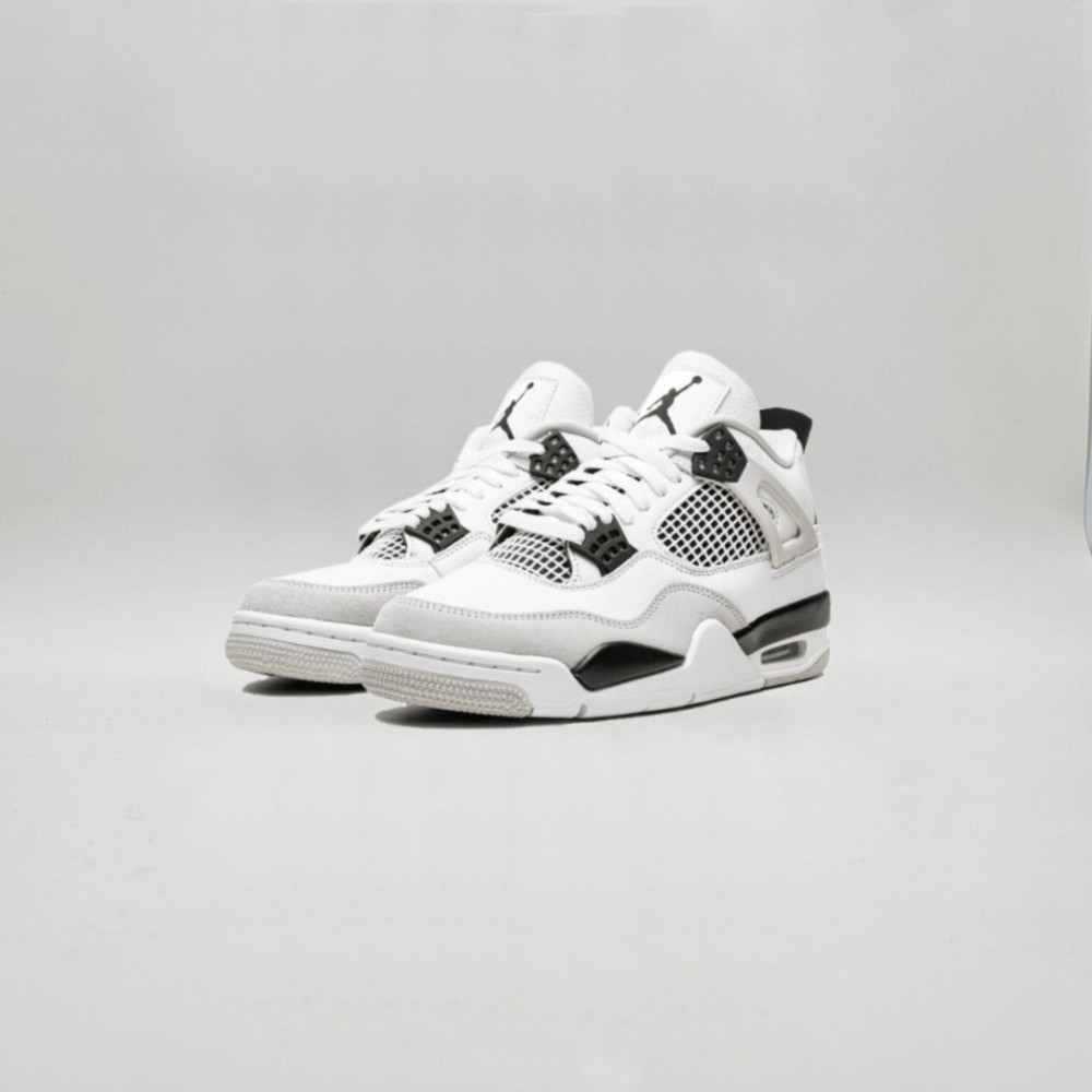 Nike Air Jordan 4 Retro Nike Air Jordan 4 Retro