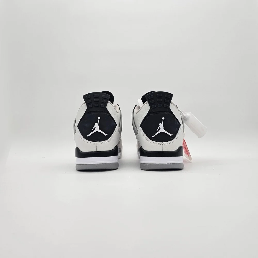 Nike Air Jordan 4 Retro