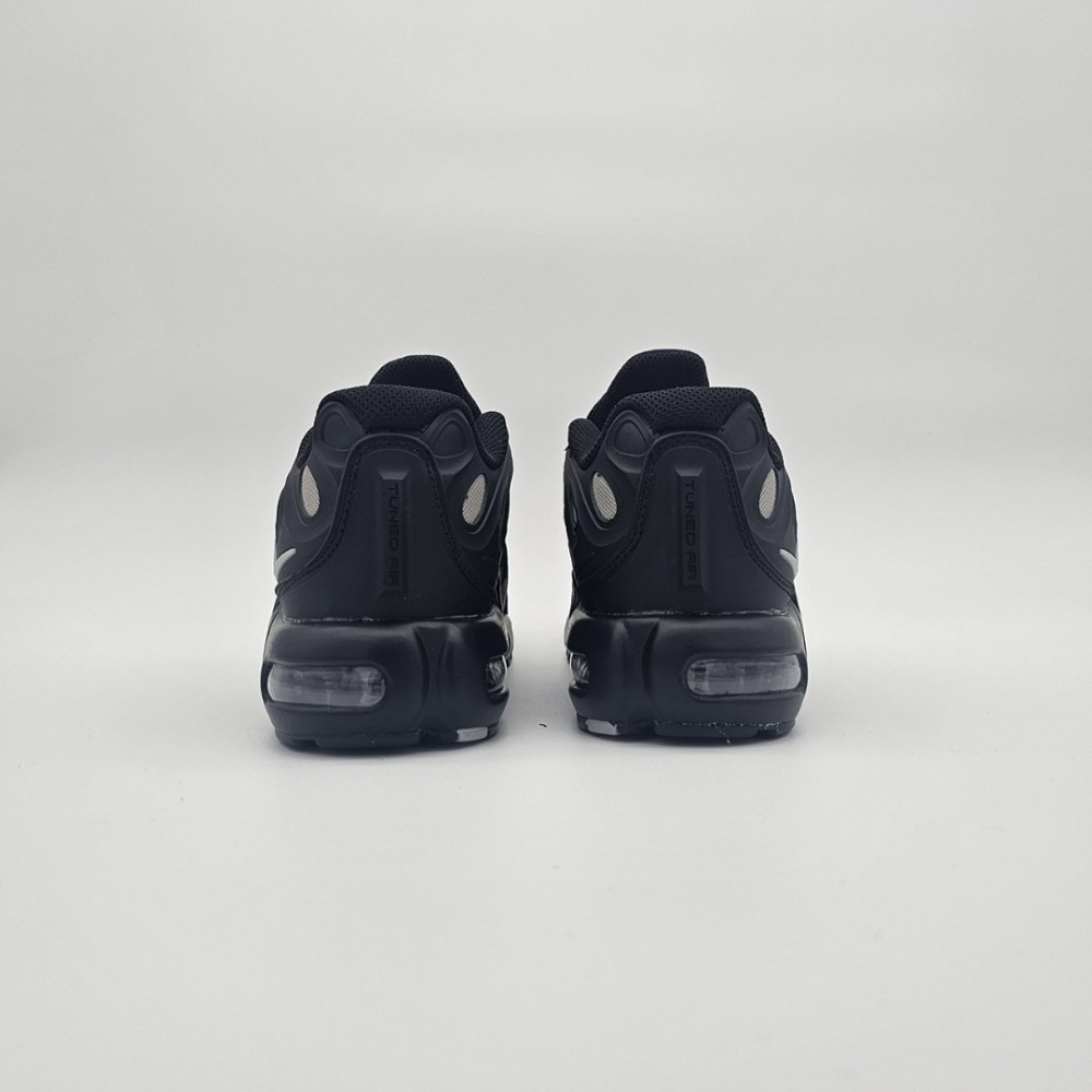 Nike Air Max Plus Drift Nike Air Max Plus Drift