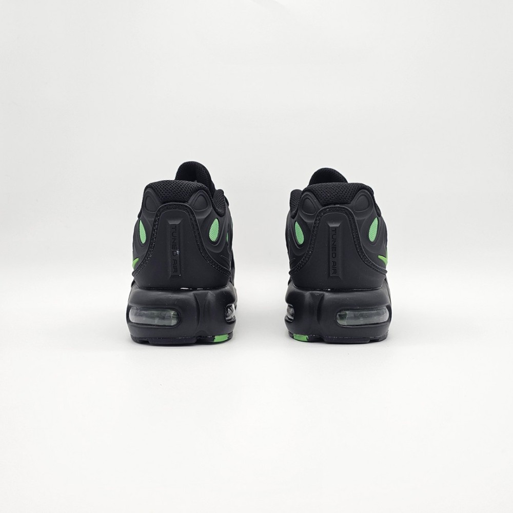 Nike Air Max Plus Drift Nike Air Max Plus Drift