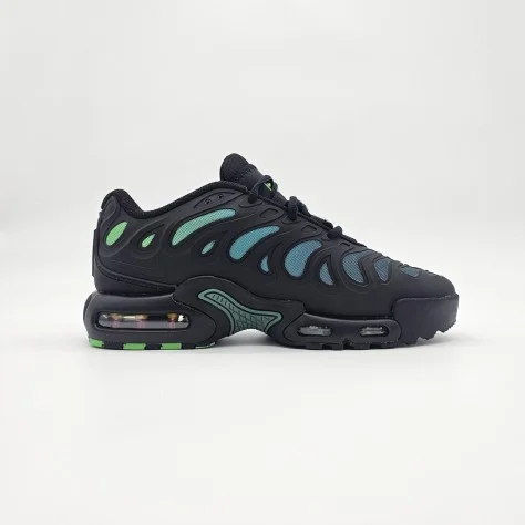 Nike Air Max Plus Drift