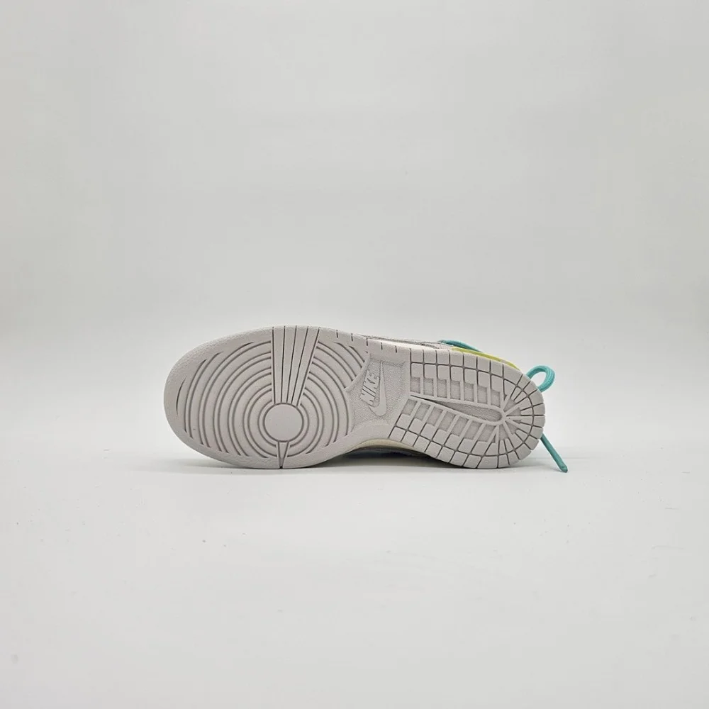 Nike Dunk Low Off-White