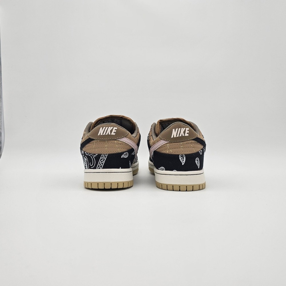 Nike SB Dunk Low Travis Scott Nike SB Dunk Low Travis Scott