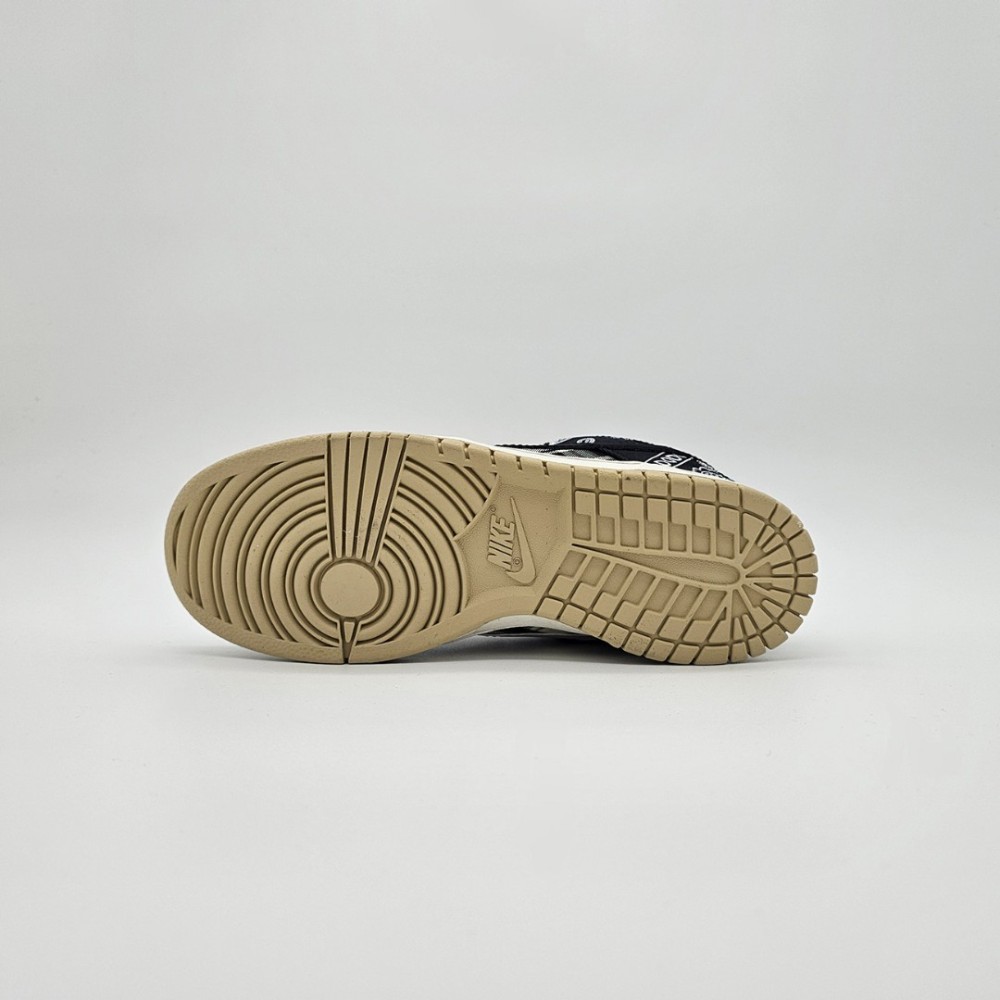 Nike SB Dunk Low Travis Scott Nike SB Dunk Low Travis Scott