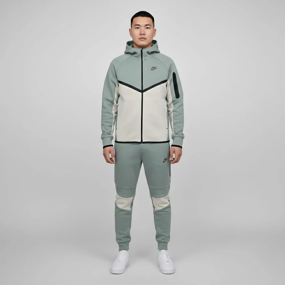 Nike Tech Суитчър с качулка