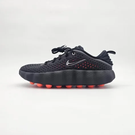 Nike Mind 002 Black Hyper Crimson