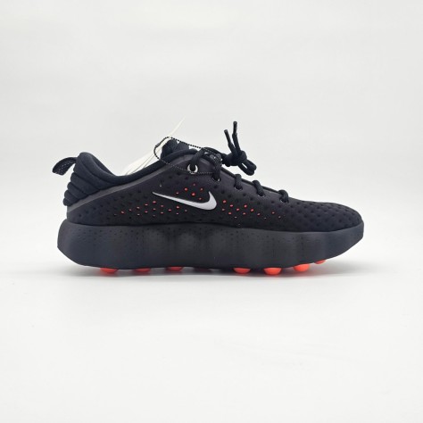 Nike Mind 002 Black Hyper Crimson