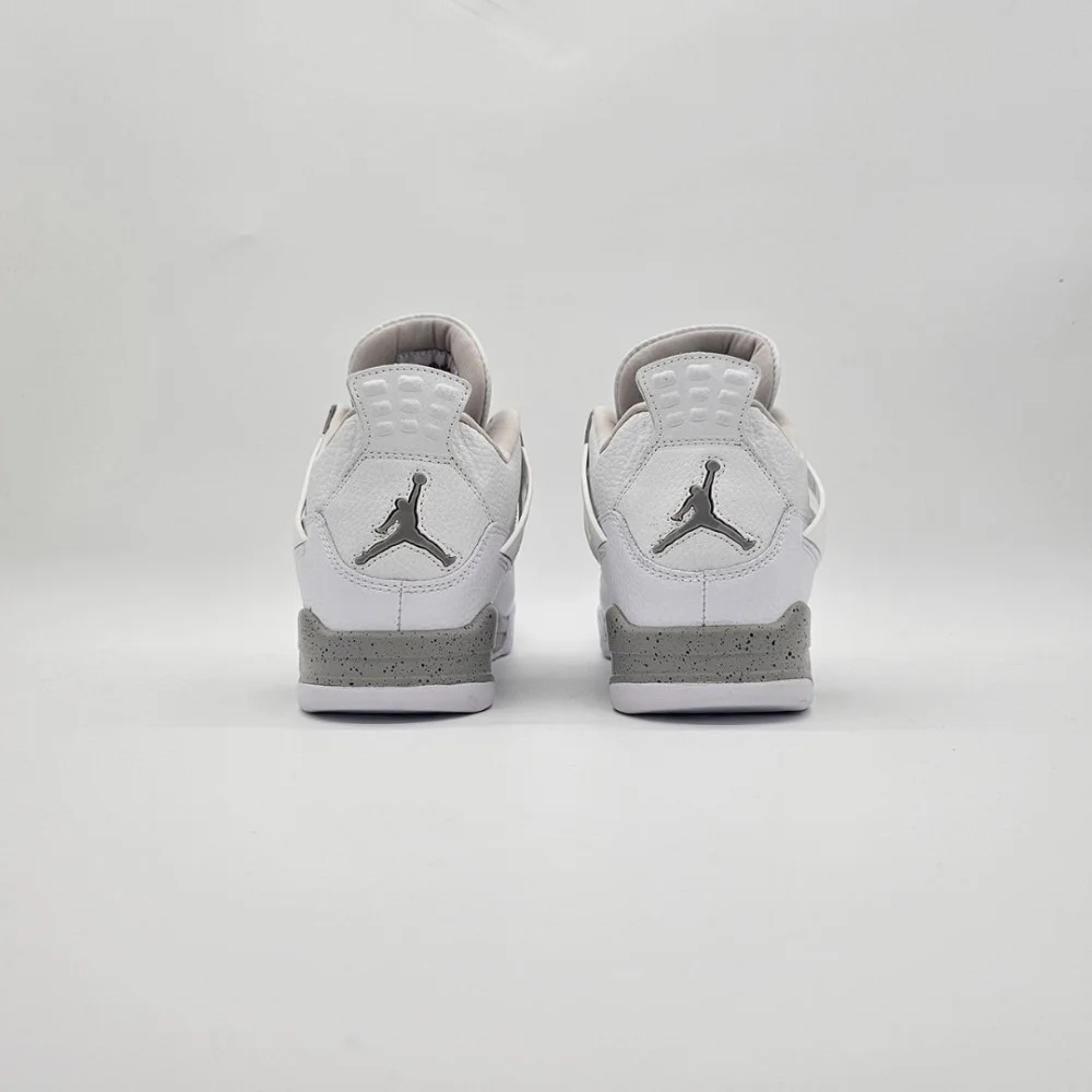 Air Jordan 4 Retro 