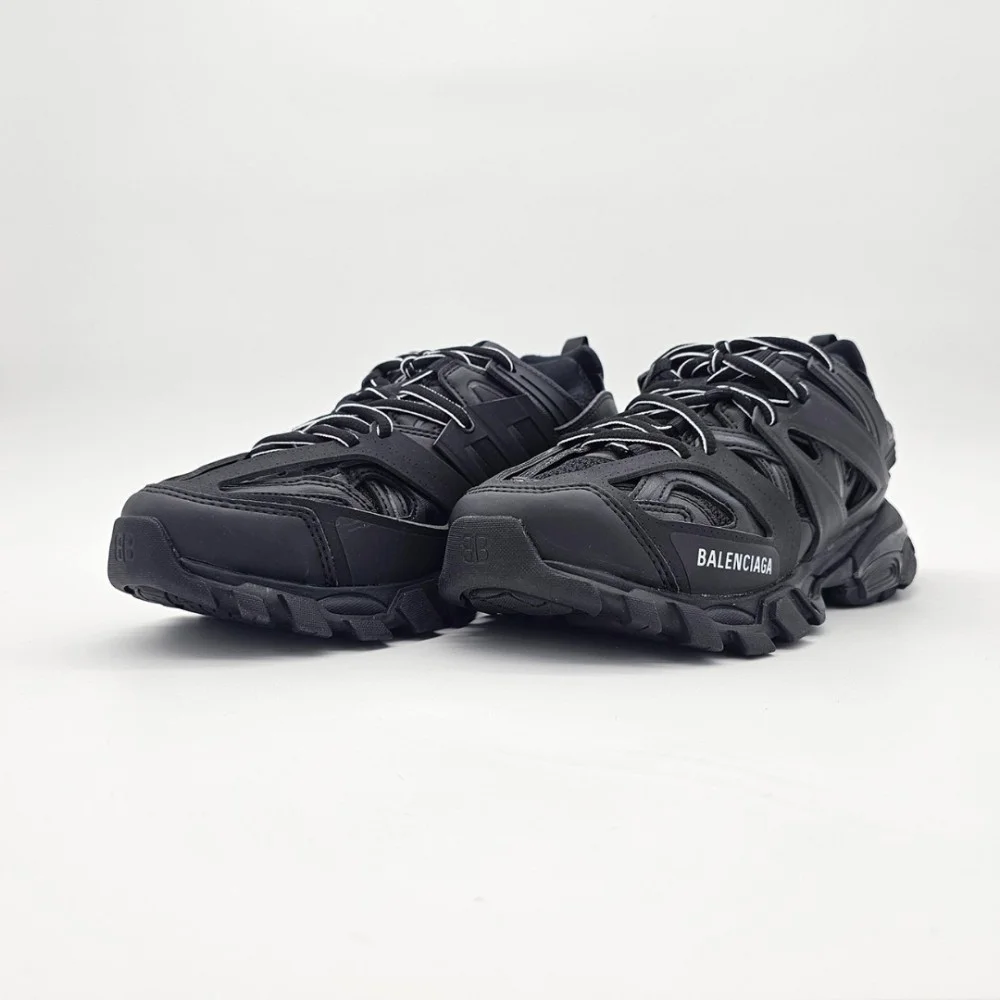 Balenciaga Track