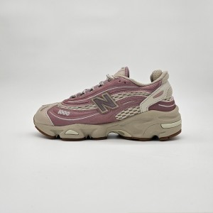 New Balance 1000
