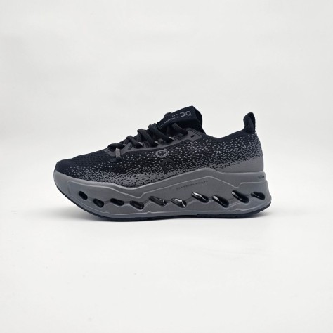 ON Cloudsurfer Max Black Eclipse