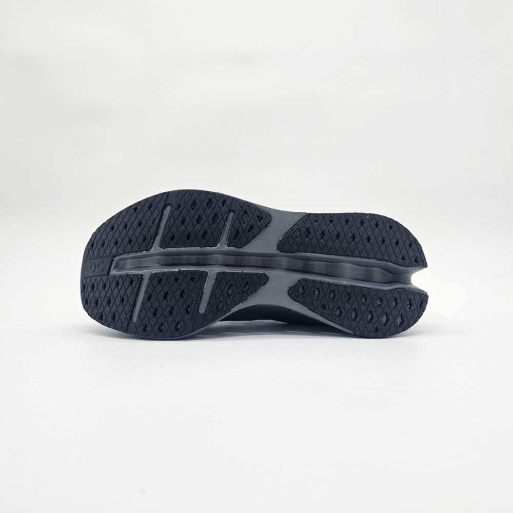 ON Cloudsurfer Max Black Eclipse